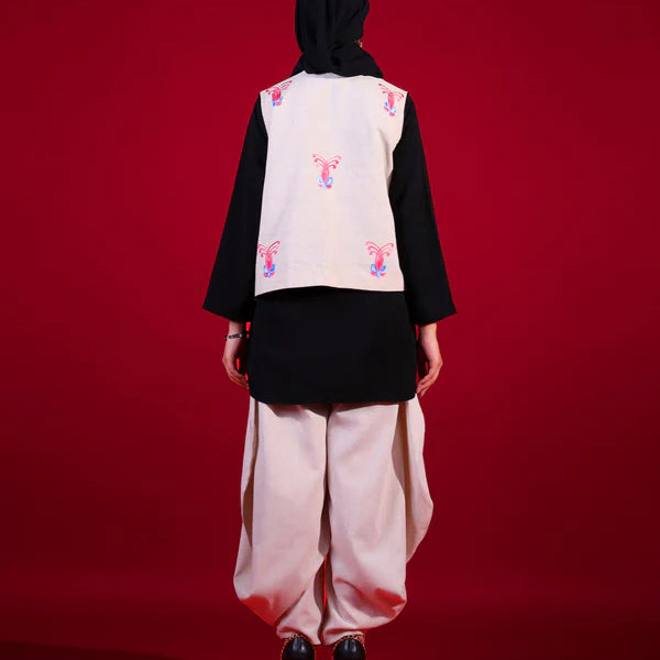 Zaha – Irish Linen Koti Set